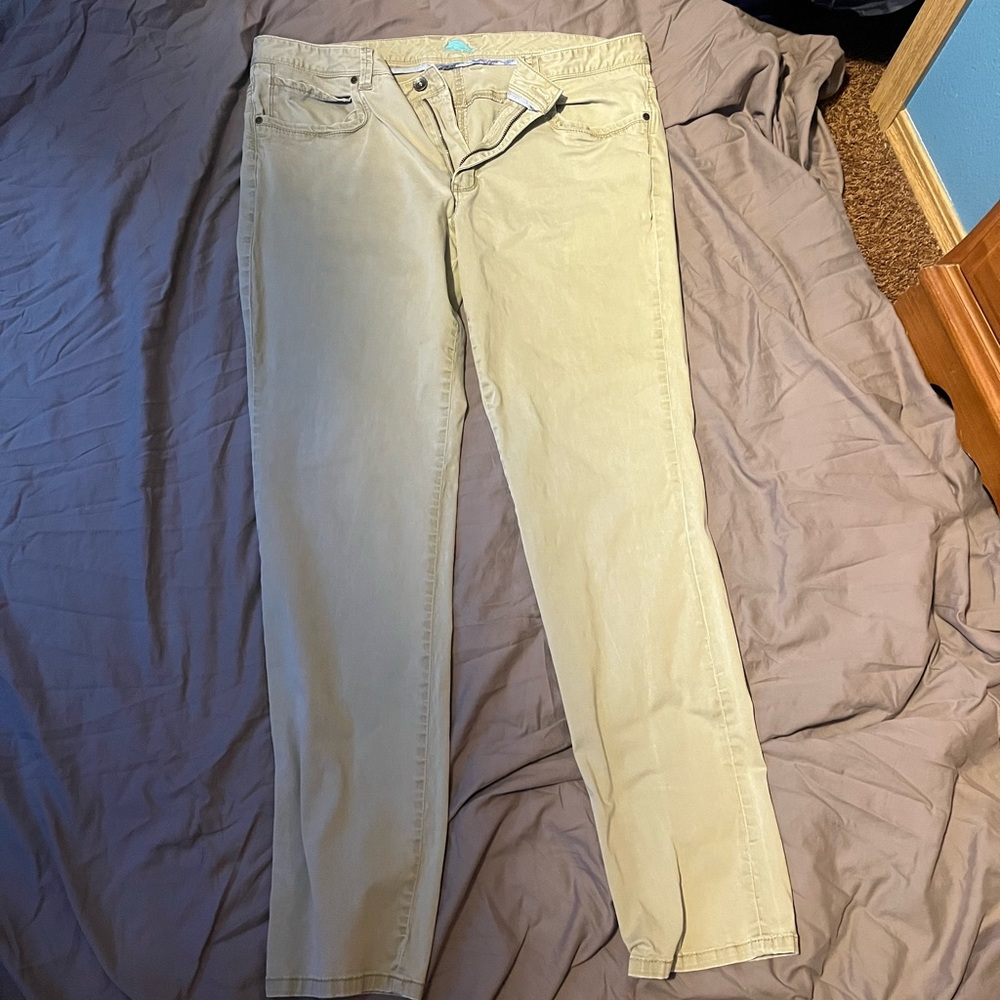 40x34 Cream Tommy Bahama Pants